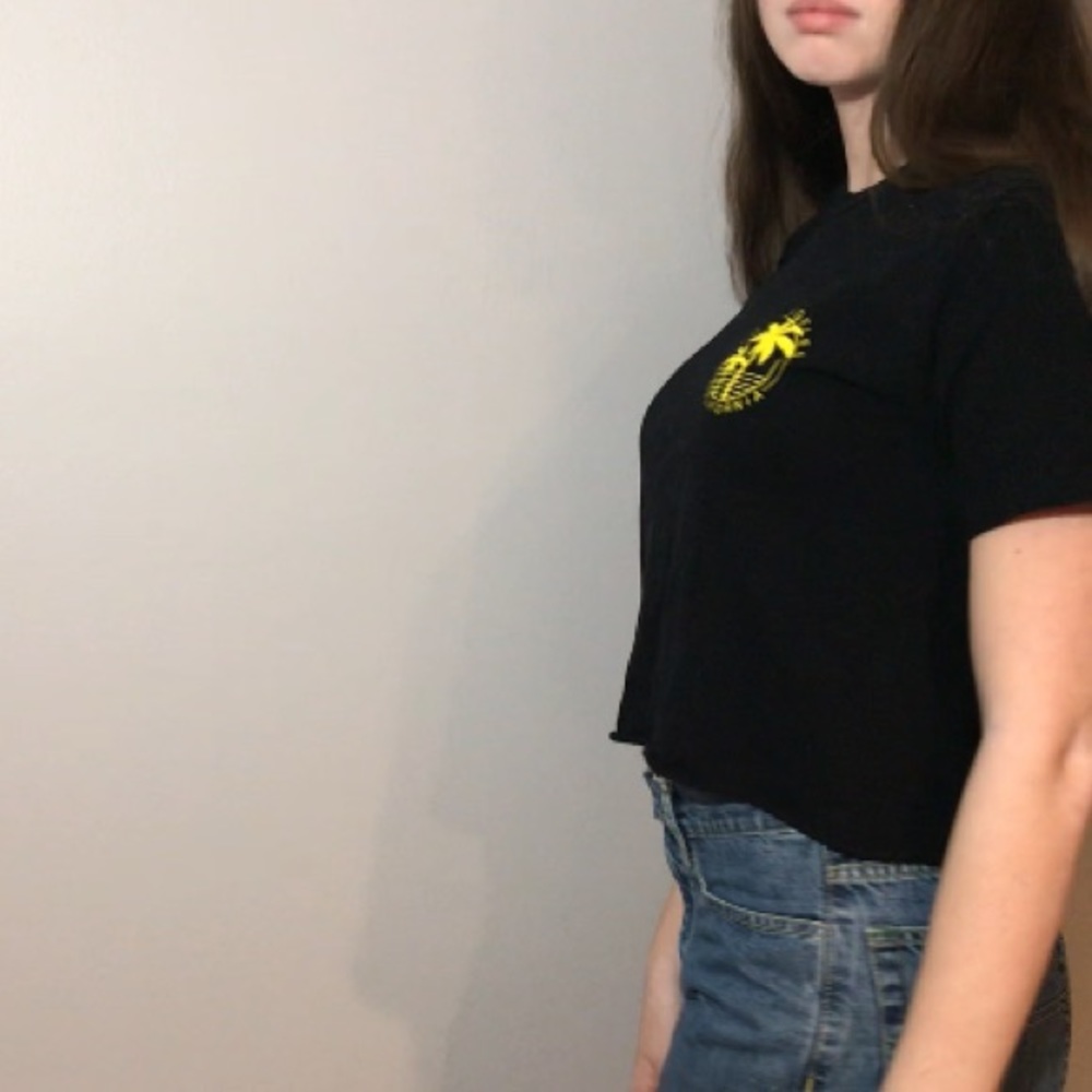 [LIMITED EDITION] LA CROP TOP